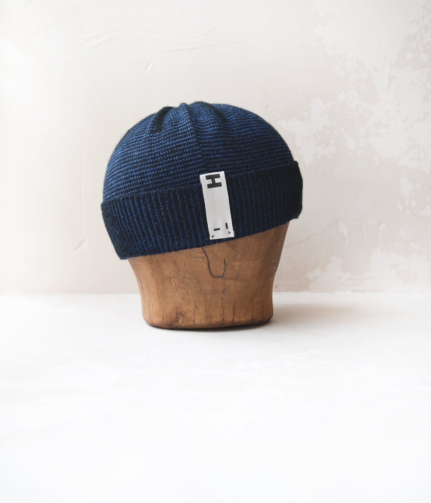 Blue – two/Black