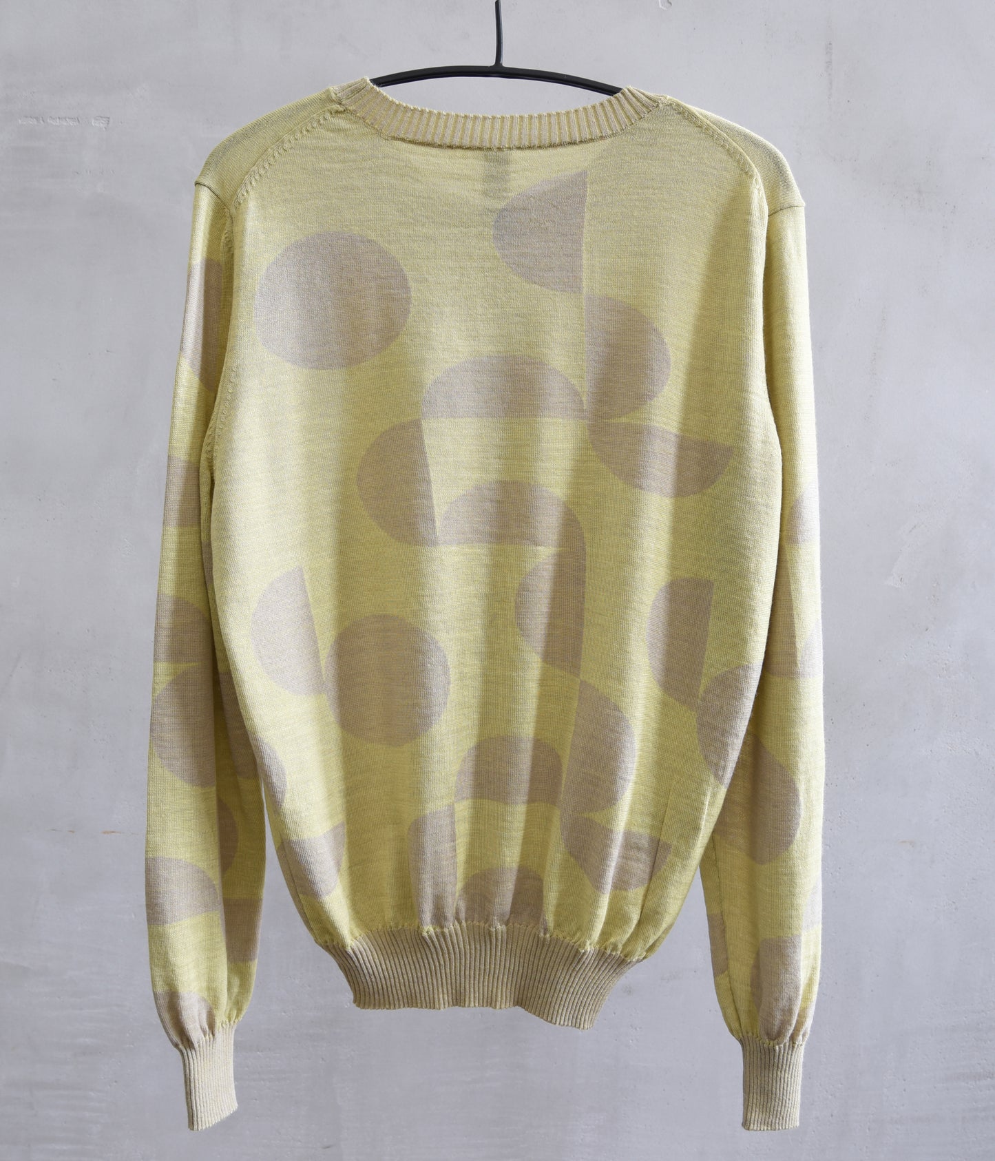 yellow inverted